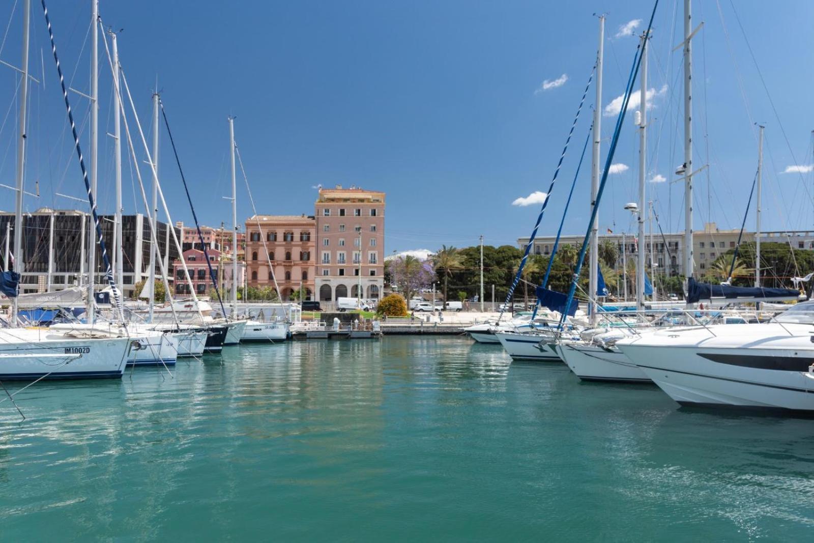 Hotel Eulalia32 Cagliari Exterior foto