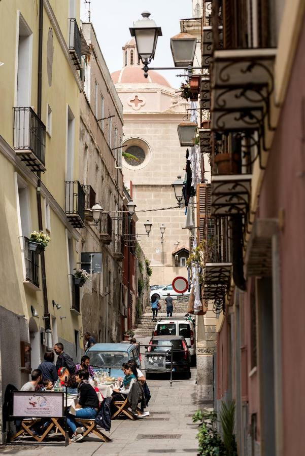 Hotel Eulalia32 Cagliari Exterior foto